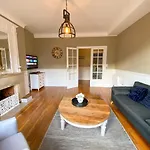 Appartement Chic, 3 Chambres, Hyper Centre-Ville, Parking Payant